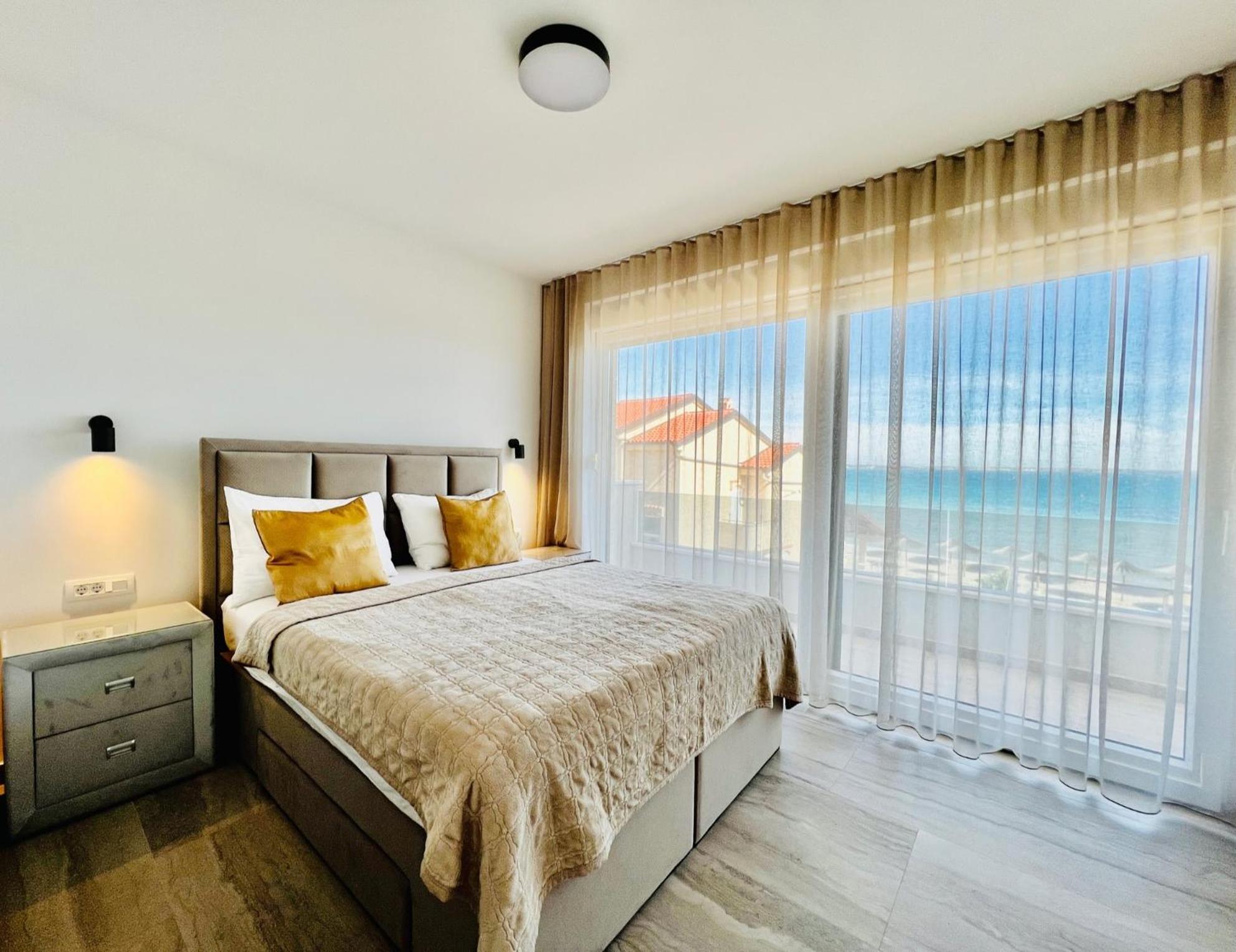 Apartments The Beach Resort Vir Extérieur photo