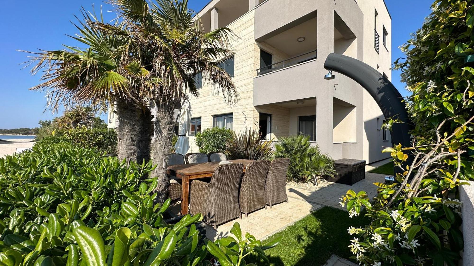 Apartments The Beach Resort Vir Extérieur photo